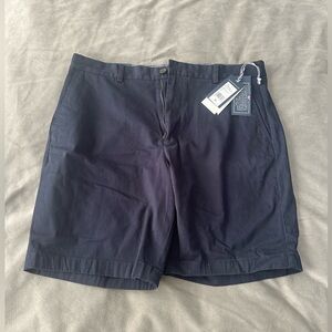 NWT Vineyard Vines Navy Short Size 34